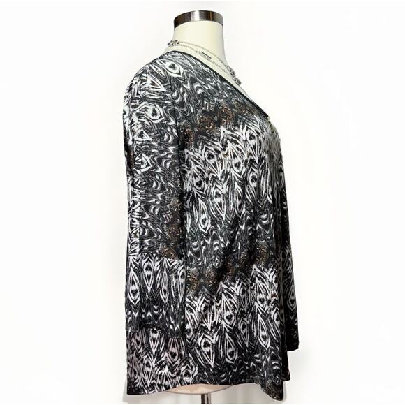 Cato Woman Tunic Black & White Abstract Print Blouse Size 22/24W Zipper Neck - Picture 4 of 10